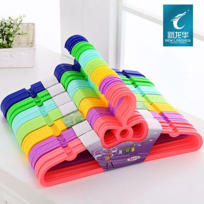 New type of bow-tie plastic hanger for adult anti-skid plastic household clothes rack.