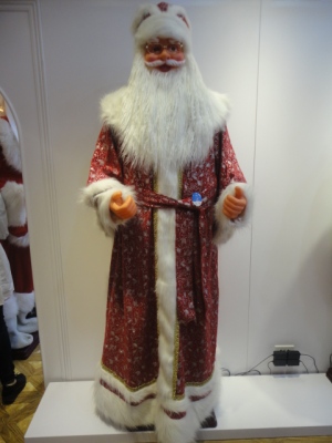 9123 2 m Santa wearing robe dancing Christmas gift Christmas decorations