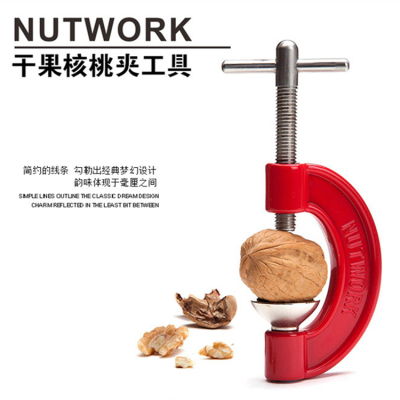 Japan and South Korea gift walnut clip nut nut pliers Israel screw nut cracker