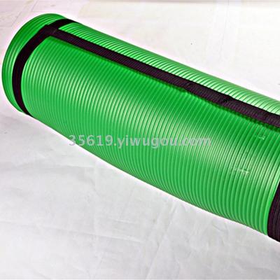 The material is thickened by 10 mm and The yoga mat is widened and lengthened, which is tasteless