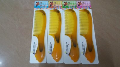 N806 light yellow horn comb