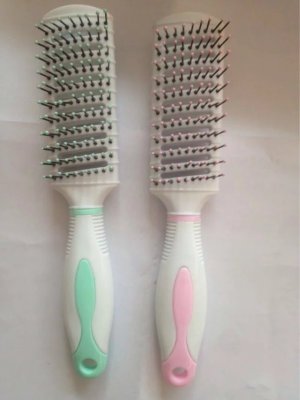 The H8805 series staple hair comb