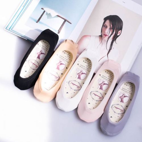 spring and summer ice silk women‘s low-cut liners socks rose silicone bottom non-slip fashion socks hidden