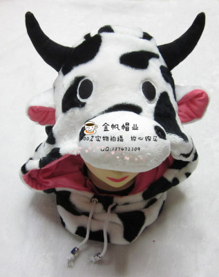 Export European and American cartoon cow head cover hat flannel collar for adult children.