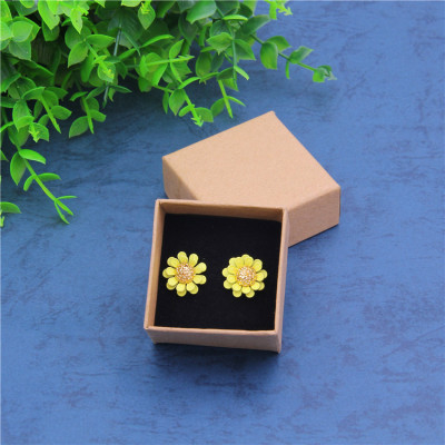 Manufacturers direct retro world cover ear nail box jewelry box DIY kraft paper ring box wholesale spot