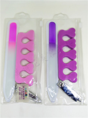 Manicure aid: three-piece set of finger trap/nail clippers/nail file/brush bag