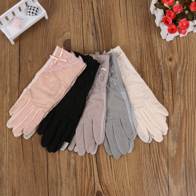 Spring and summer new lady ice cream gloves of lace touch screen gloves.