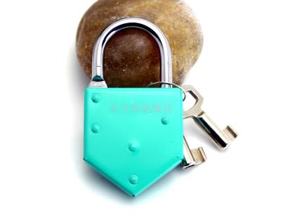 Factory direct sale Iron Padlock with keys 