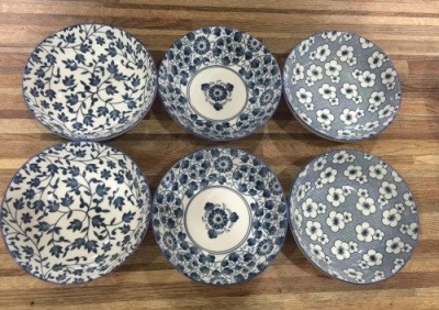 Jingdezhen new machines printed flowers blue and white pottery bowl promotional gifts handicrafts