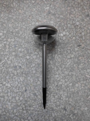 foreign trade dedicated to solar outdoor attractions plug-in garden lamp