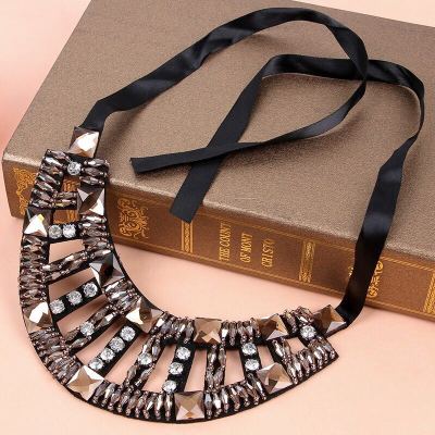 Manufacturers selling fashion glass crystal beads necklace Dickie hand sewing needle