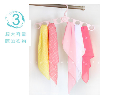 New type of travel hanger portable multifunctional folding clothes hanger plastic silk scarf