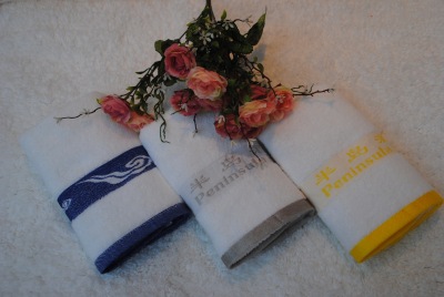Five-star hotel towel white cotton towel hotel supplies between the cloth and grass designs