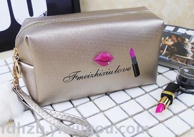 Cosmetic Bag Large Capacity Small Cute Portable Retro Mini Waterproof Little Lady Hand Makeup Bag Travel Carry
