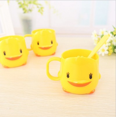 Cuddly duckless with a thick handle, creative children's gargle cup plastic mouth cup