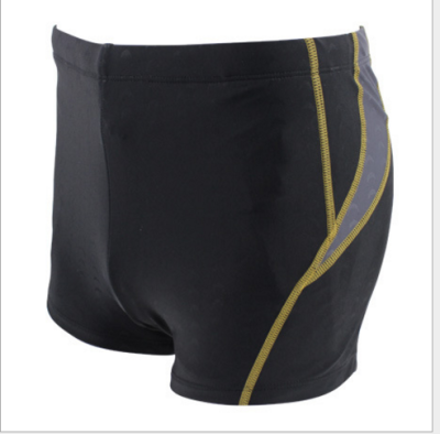The new men 's swim trunks fashion casual shark skin anti - level swim trunks