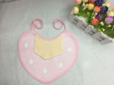 Baby towel cotton strain Baby bib when Baby bib is uncovered