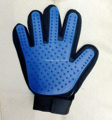 Pet gloves For dogs and cats Bathing with five fingers gently to remove dirt from hair