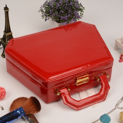 Guan Yu red irregular jewelry box full PU portable jewelry storage box professional custom