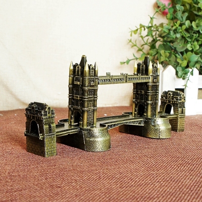 World Landmark Building Model London Tower Bridge Model Zinc Alloy Craft Decoration