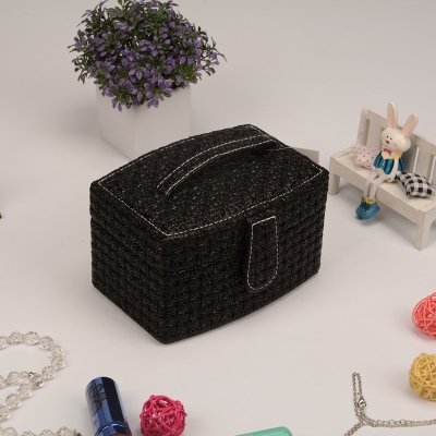 Guan Yu high-end PU jewelry box jewelry portable double-layer jewelry storage box factory direct