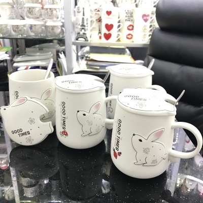 Yiwu daily necessities ceramic cup creative relief rabbit water cup wholesale