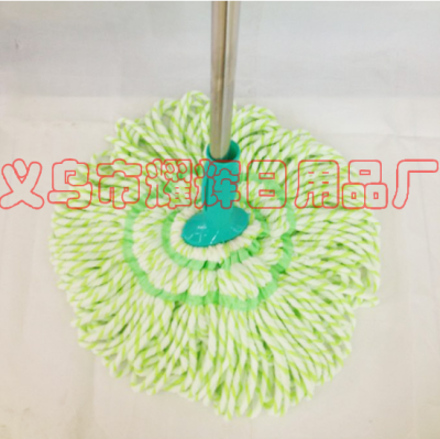 The manufacturer sells absorbent cotton yarn to mop the white cotton line of the round head mop to the wholesale.