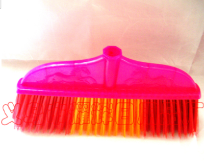 Manufacturer low price hot style hot plastic broomstick to buy with a strong plastic handle.