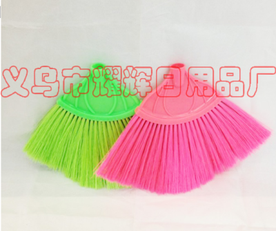 The manufacturer's new high quality high - quality plastic broom sweeps the head of the plastic mop head wholesale.