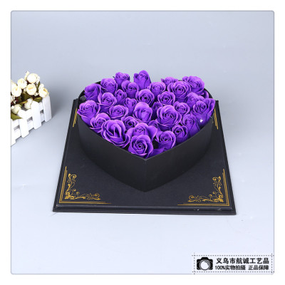 Valentine's day gift to the girl friend girl romantic teacher's day teacher rose soap bouquet gift box.