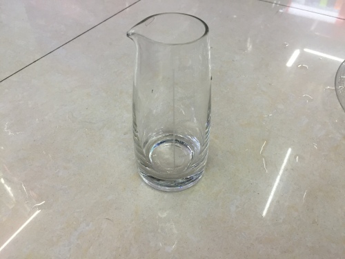 300ml glass wine distributor with scale without handle