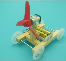 Self-made single-wing wind car technology small production gizmos young students scientific experiment equipment