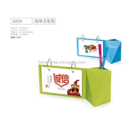 2018 creative personality-pen holder desk calendar