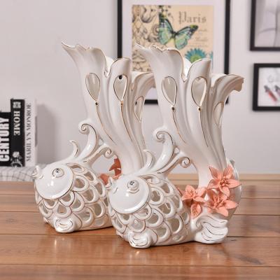 Gao Bo Decorated Home Modern white painted goldfish high-end home couple decoration of pottery