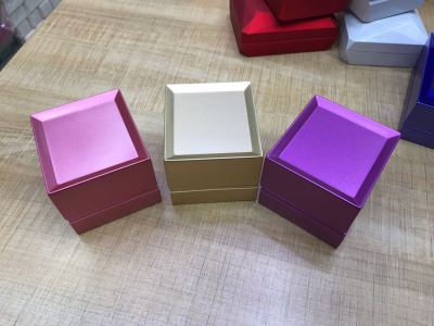 Zhaoxu packaging box LED high-end jewelry box export single ring jewelry