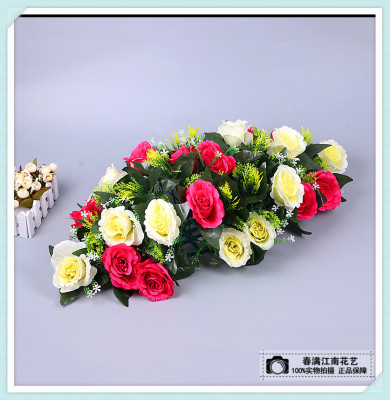 The podium simulation flower design simulation flower combination simulation flower wedding car decoration flower.