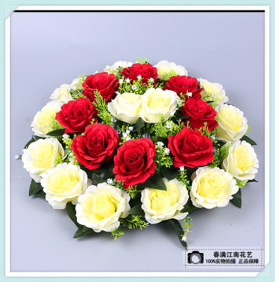 Creative wedding car rose disk simulation rose disk round flower ball wedding decoration.