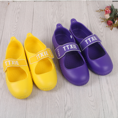 Manufacturers direct sales of new yoga shoes fitness shoes non-slip silicone shoes