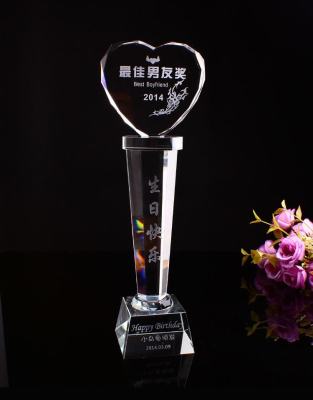 Manufacturers direct heart-shaped crystal trophy presentation with crystal trophy