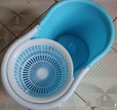 (manufacturer direct sales) rotary mop bucket pulley small eight - word plastic basket good god towed the bucket.