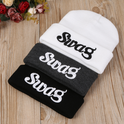 Autumn and Winter Swag Men's and Women's Fashion Knitted Hat Pullover Hat Light Embroidery Hat