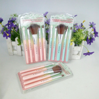 1012 law fulla Candy-colored five-piece brush set