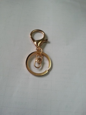 Hot style simple key ring with rolfigure of eight (chain) and lobster button three sets of hair ball hanging button