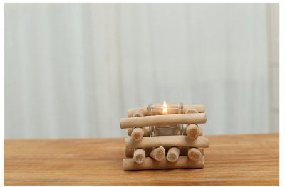 Set up a handmade candlestick wooden candlestick for a romantic creative gift home furnishing
