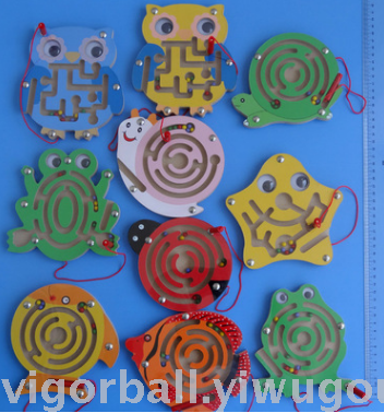 Factory Outlets small magnetic brushwork walking bead brushwork Animal Maze wholesale Children's educational toys gifts