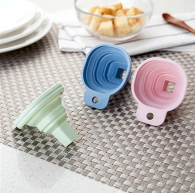 Square Telescopic Cone Funnel Kitchen Liquid Travel Bottles Household Food Grade Baking Tool