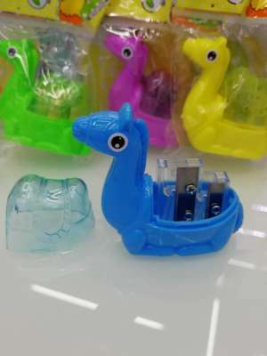 Korean stationery creative camel shaped pencil sharpener cartoon double - bore pencil sharpener.