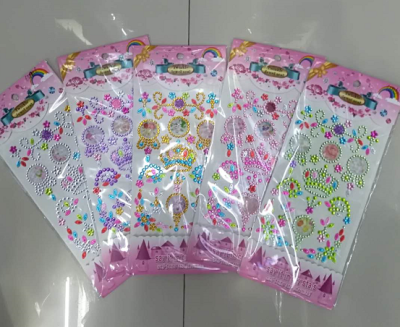 The crown is decorated with acrylic decorative stickers for car phone bags.