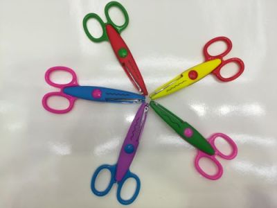The 1606 polygon color office safety manual round head children's hand DIY scissors