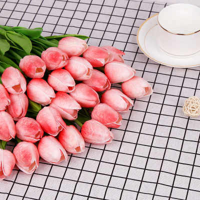 The factory directly sells pu material with high simulation of tulip calla flower bouquet decoration.
